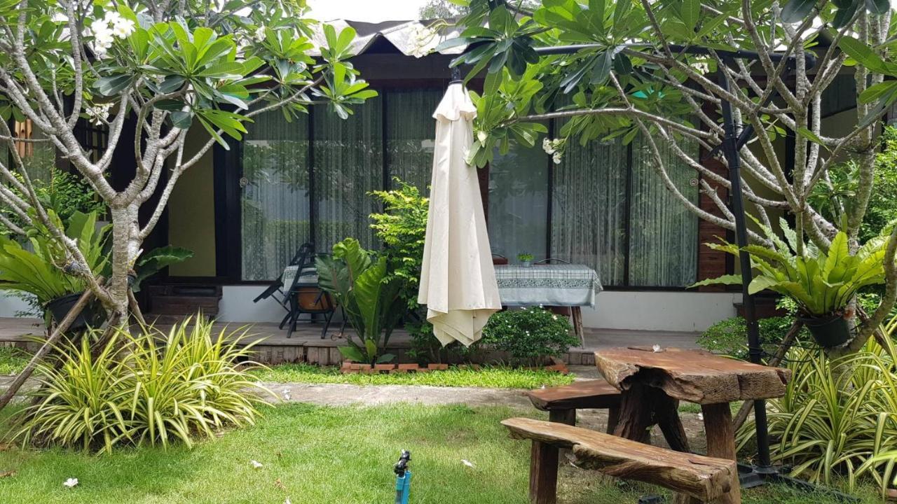 The Park Ayutthaya Resort And Spa Exteriör bild